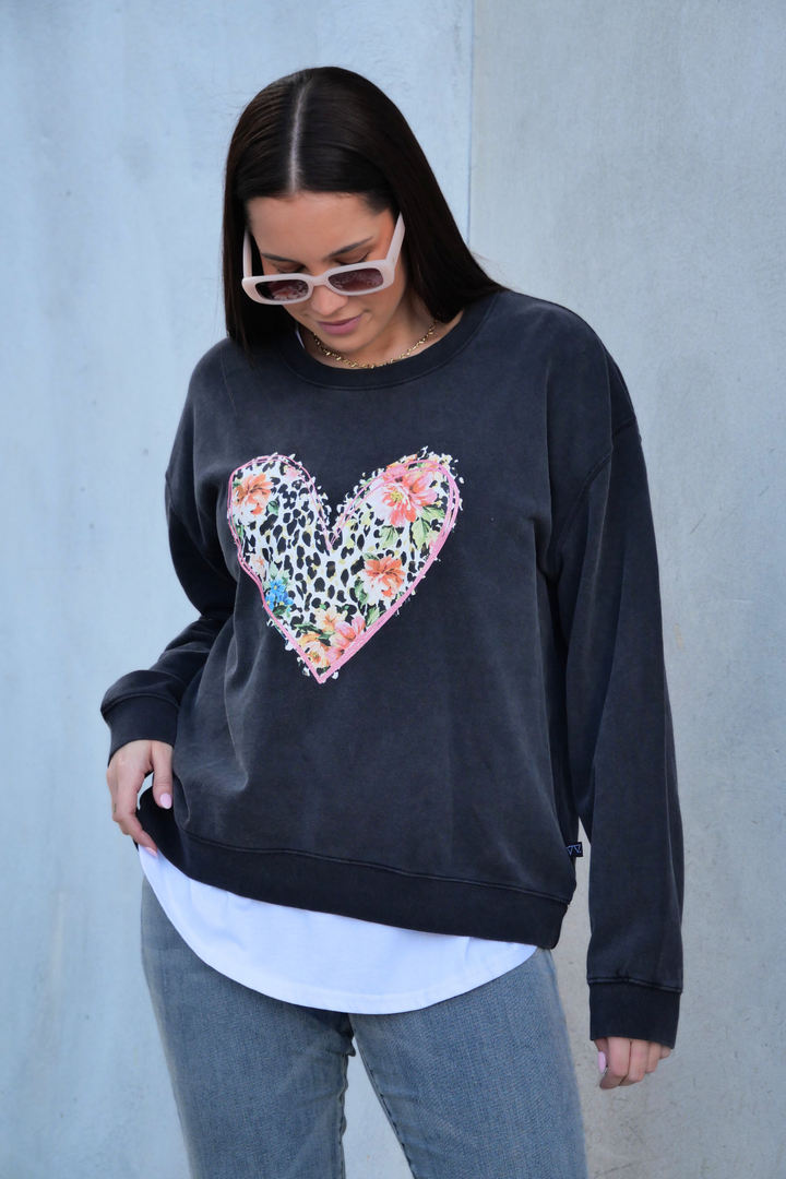 Rebel Club Leopard Dreams Heart Crew Washed Black