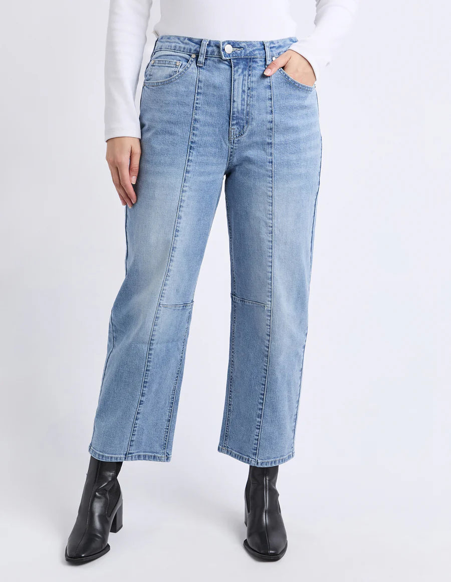 Foxwood Ambrose Barrel Jean Light Blue
