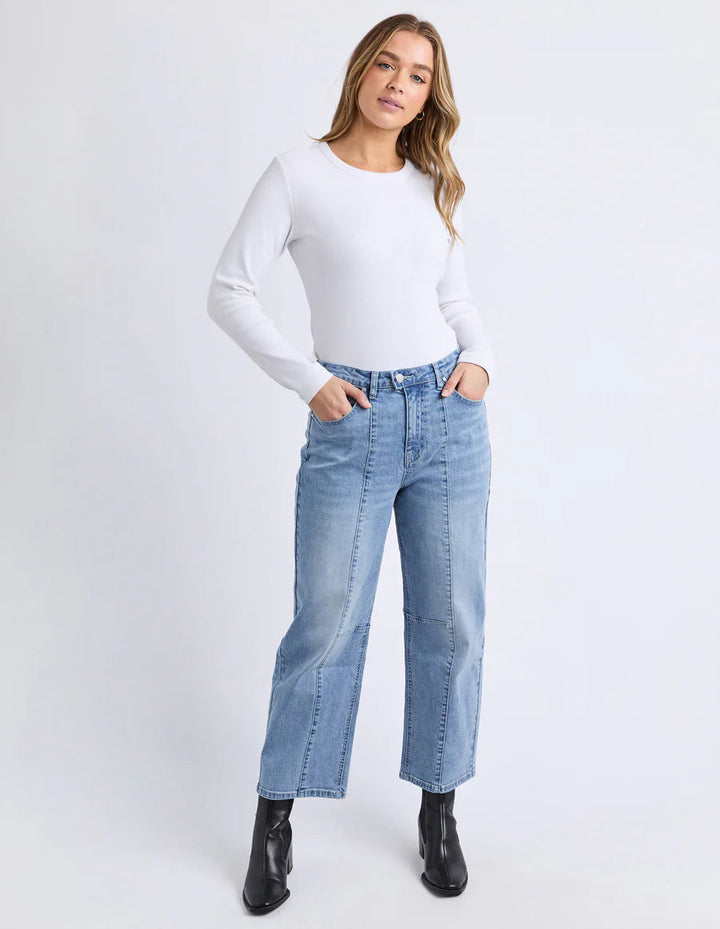 Foxwood Ambrose Barrel Jean Light Blue