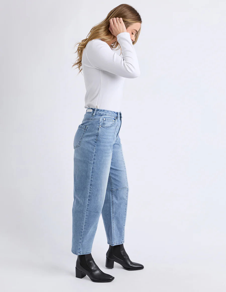 Foxwood Ambrose Barrel Jean Light Blue