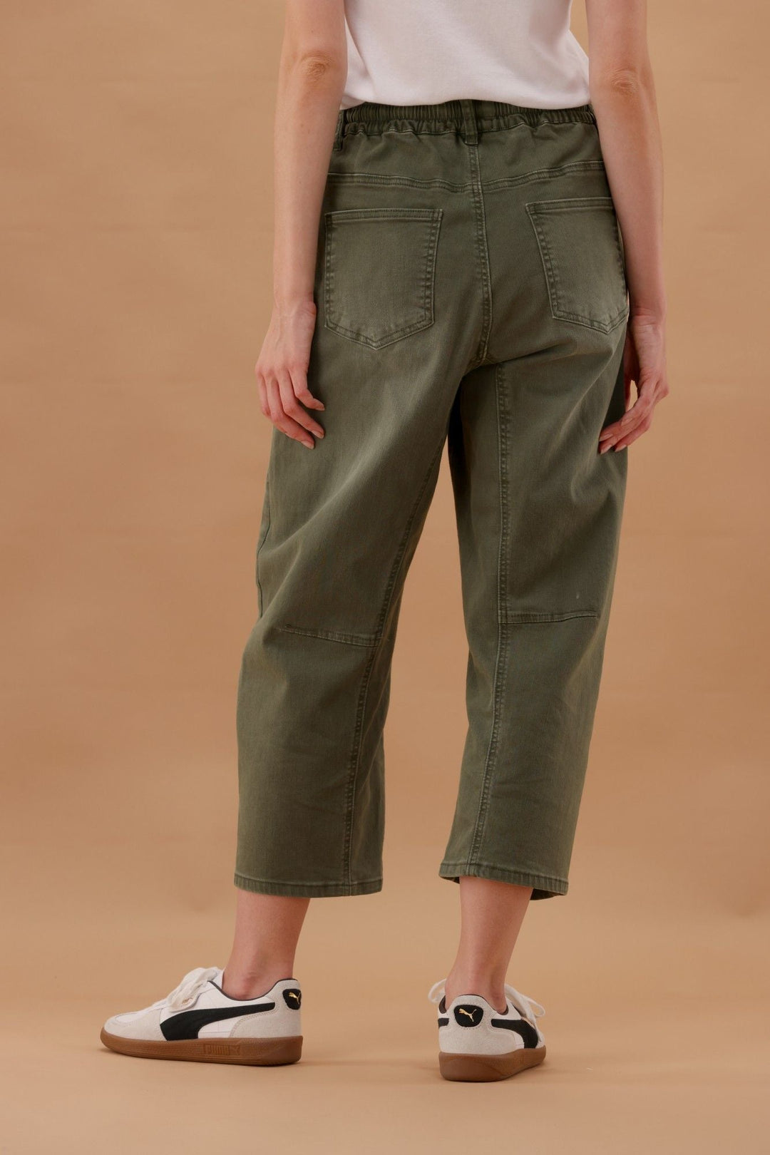 Wakee Barrel Jean Khaki