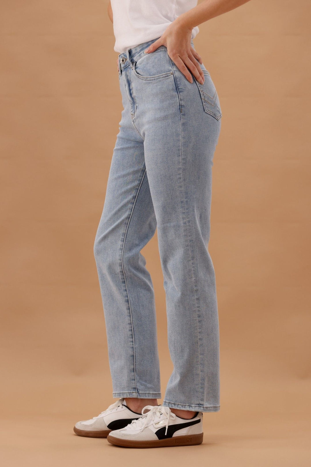 Elm Ada Straight Leg Jean Light Blue Wash