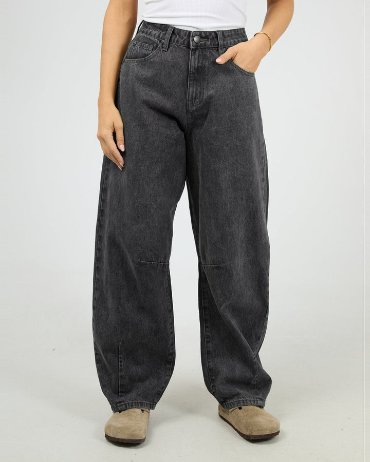 All About Eve Hallie Barrel Leg Jean Coal