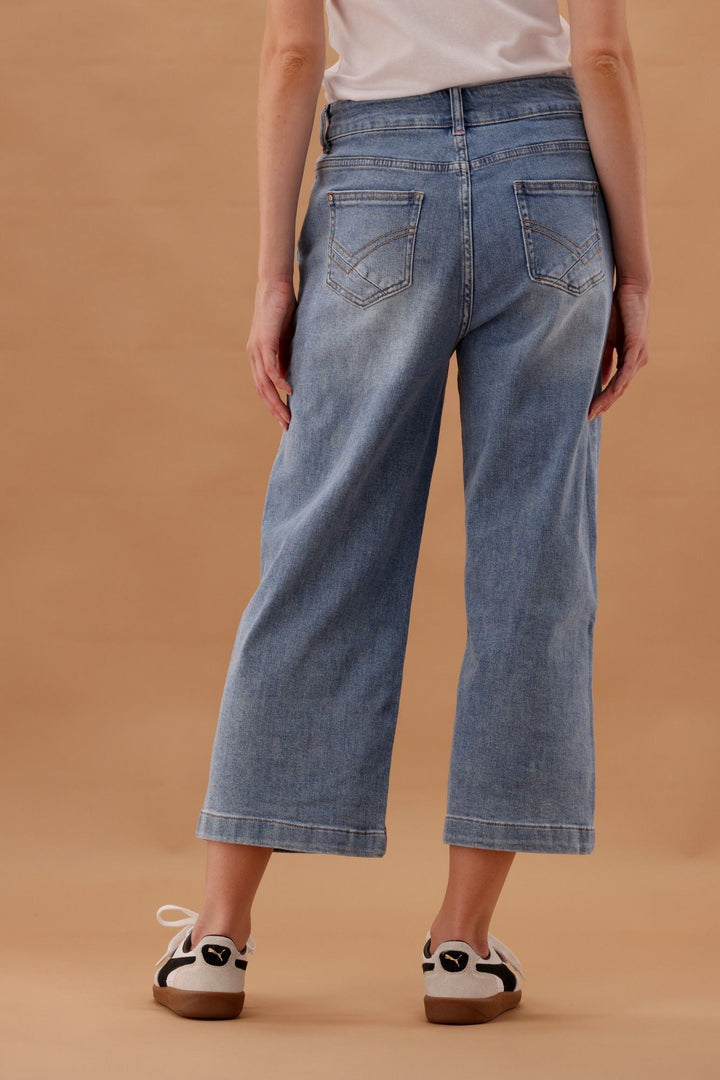 Elm Sidney Cropped Wide Leg Jean Light Blue Wash