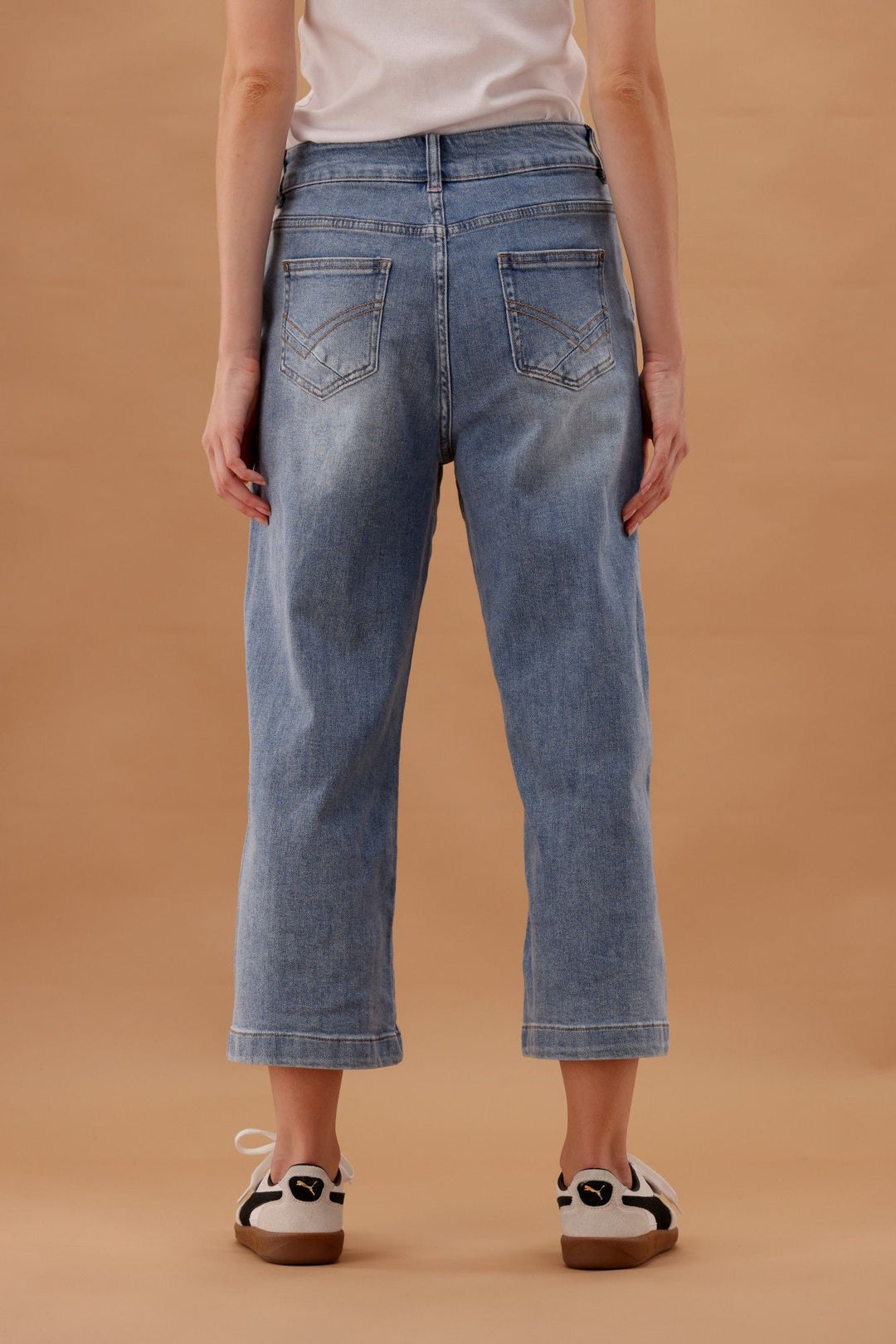 Elm Sidney Cropped Wide Leg Jean Light Blue Wash